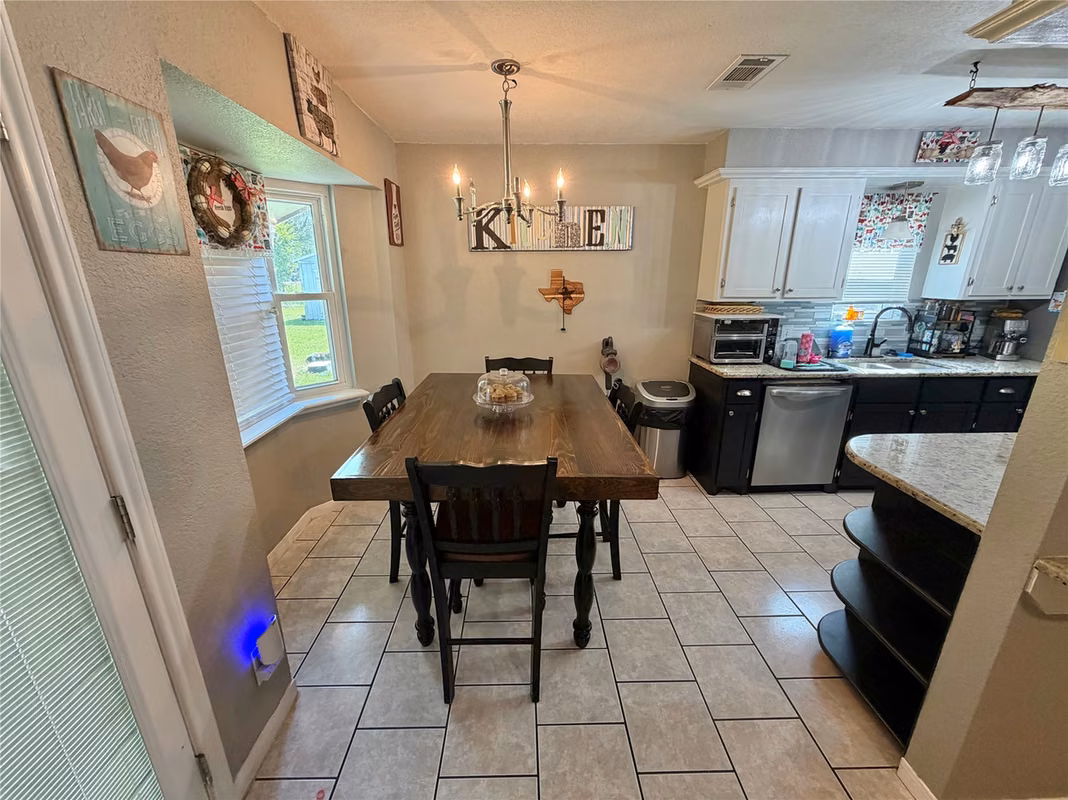 Photo 7 of 3114 County Road 510h, Brazoria, TX