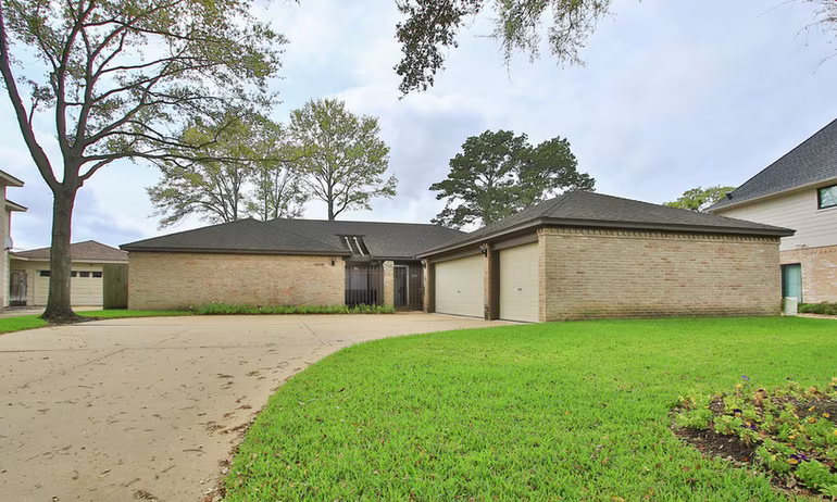 Photo 4 of 14115 S Suddley Castle Street, Houston, TX