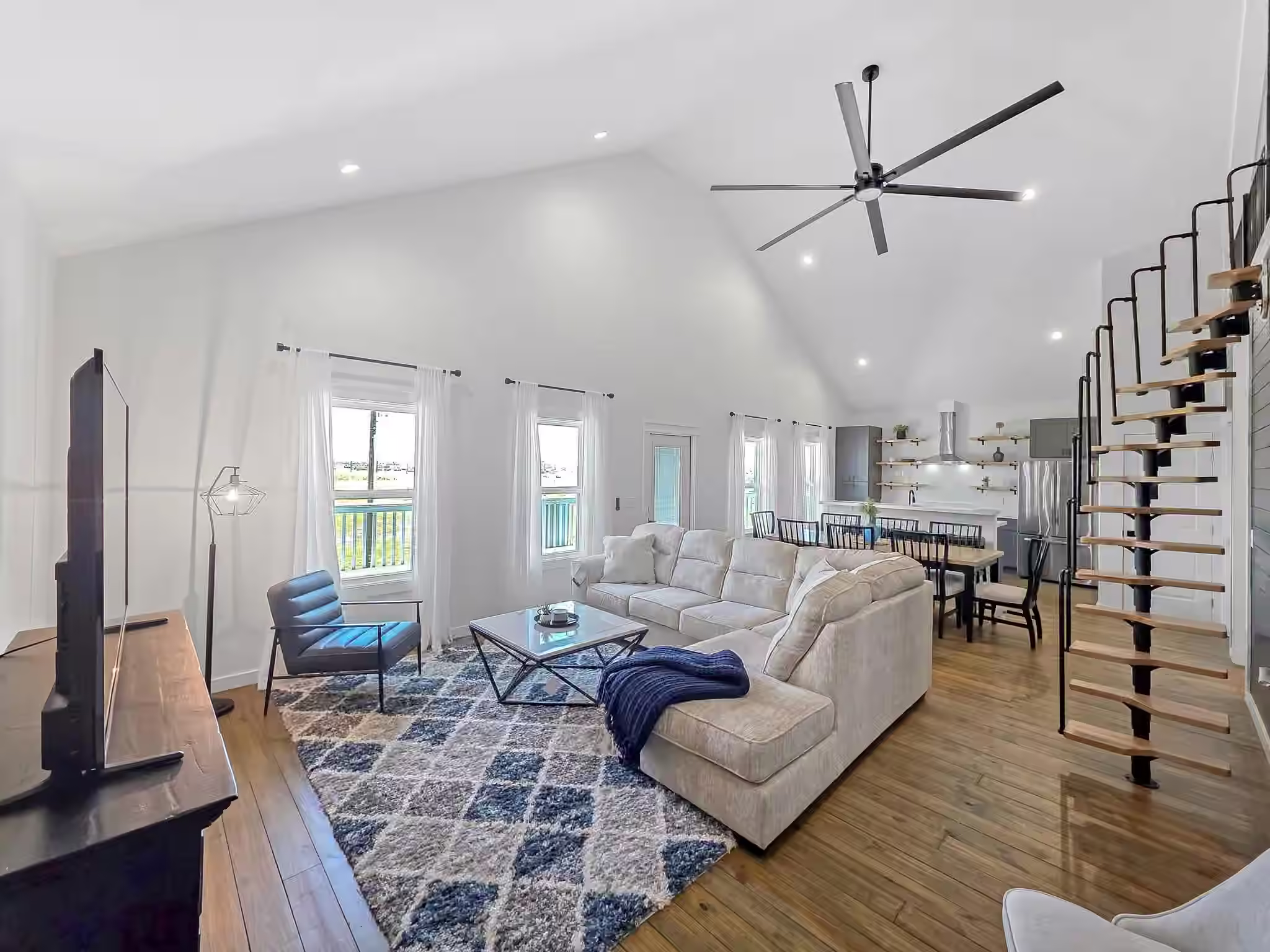 Photo 6 of 1035 Victoria Lane, Gilchrist, TX