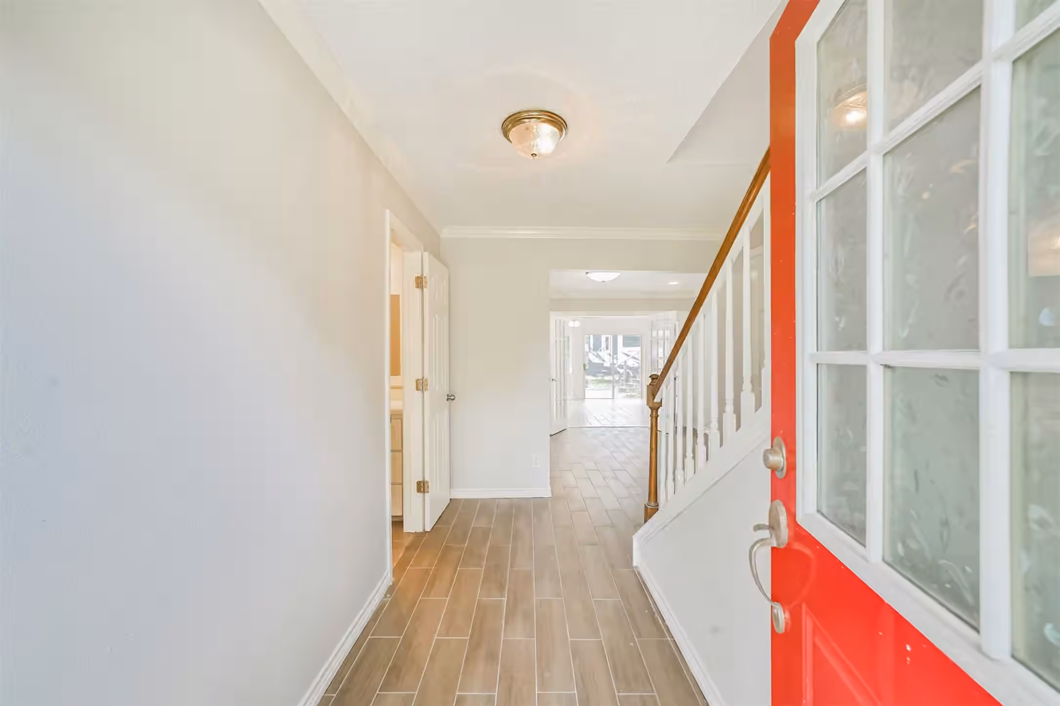Photo 5 of 912 Brook Forest Drive, Conroe, TX