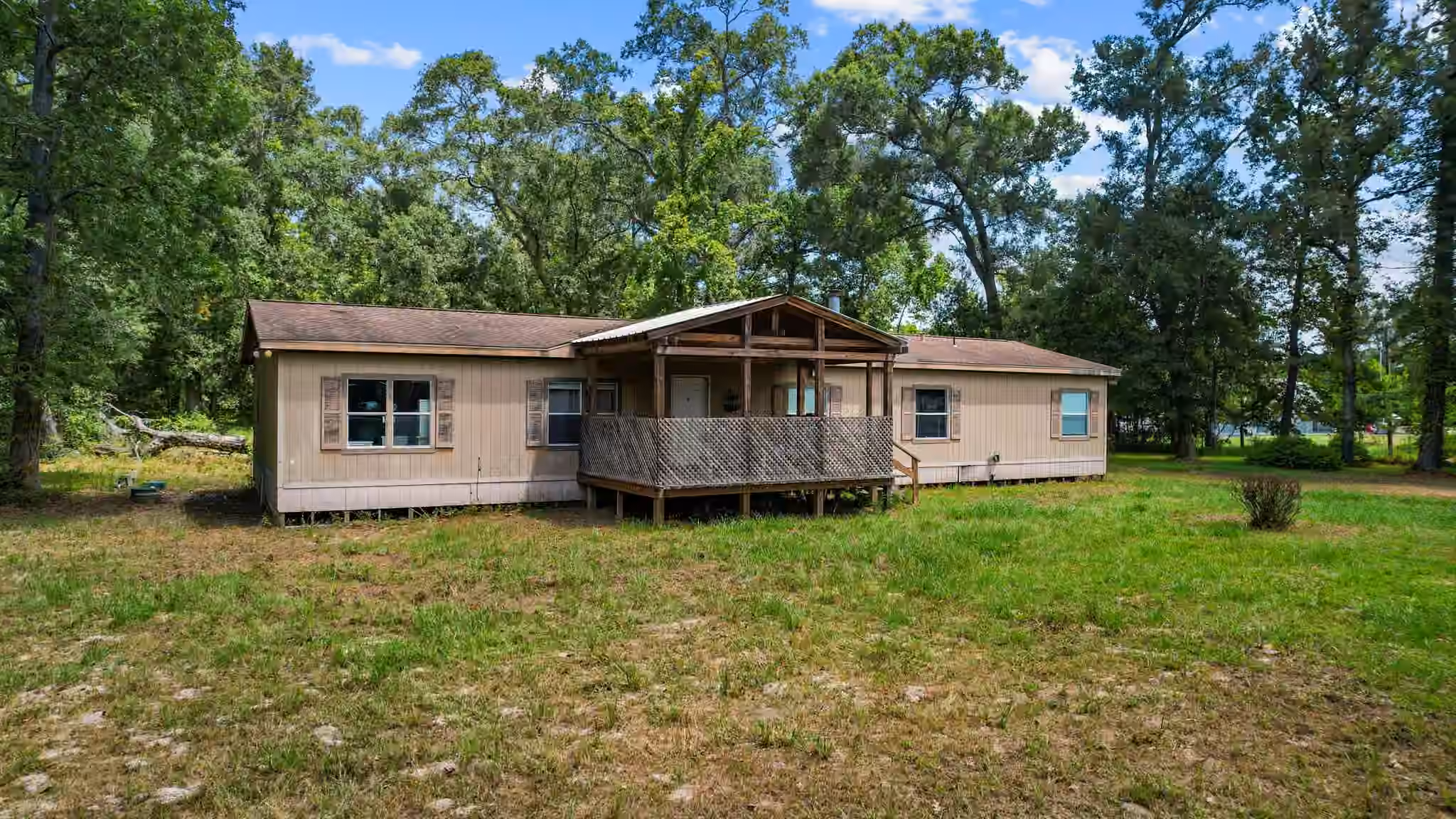 Photo 6 of 863 County Road 3141 E, Cleveland, TX