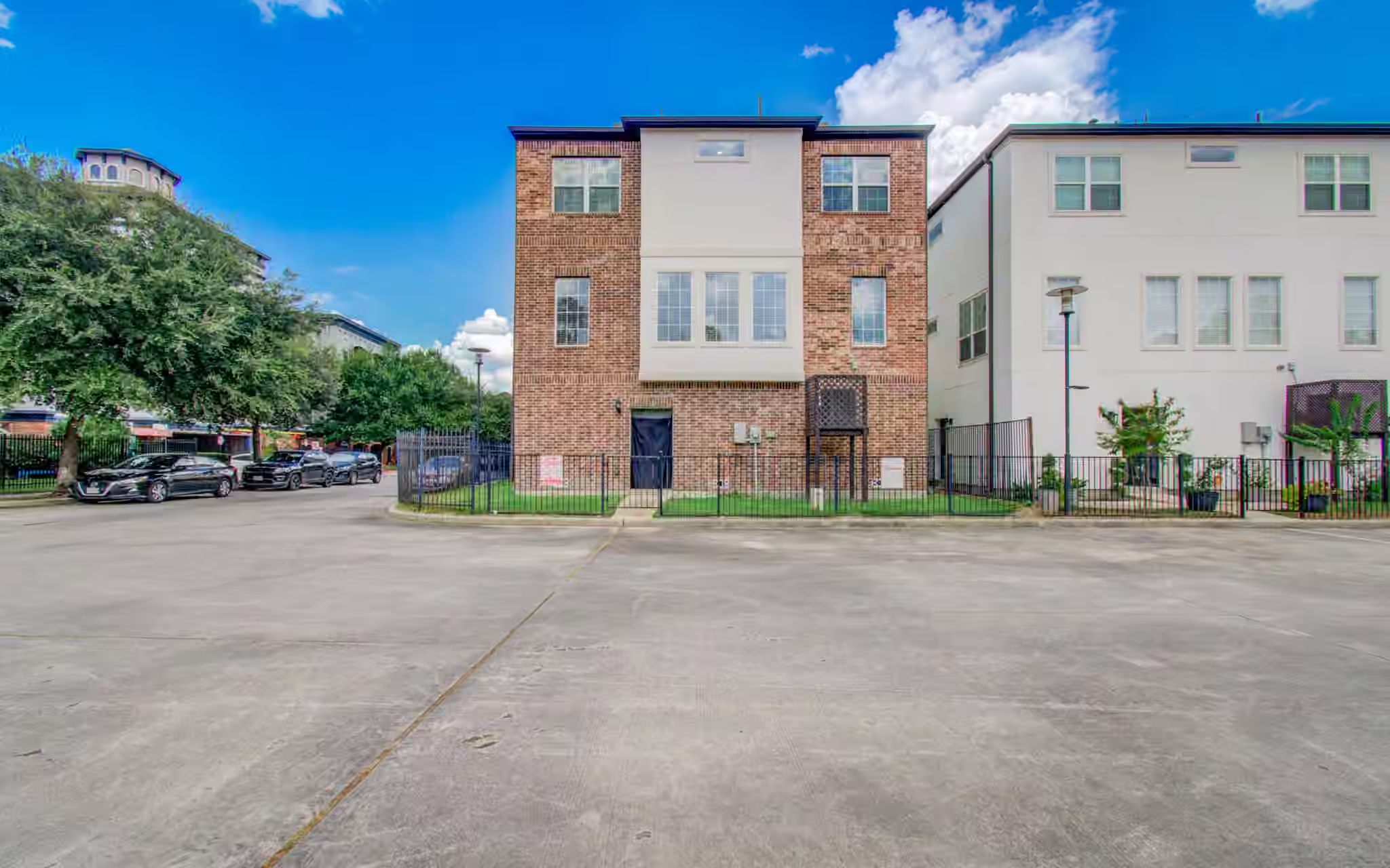 Photo 4 of 1743 Dominica Drive, Houston, TX