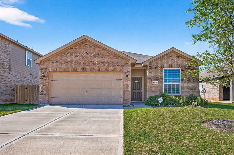 Photo 2 of 8143 Vacek Meadows Loop, Richmond, TX