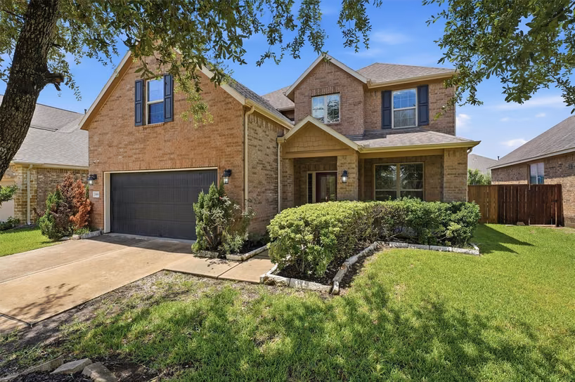 Photo 4 of 1908 Sunset Terrace Lane, Pearland, TX