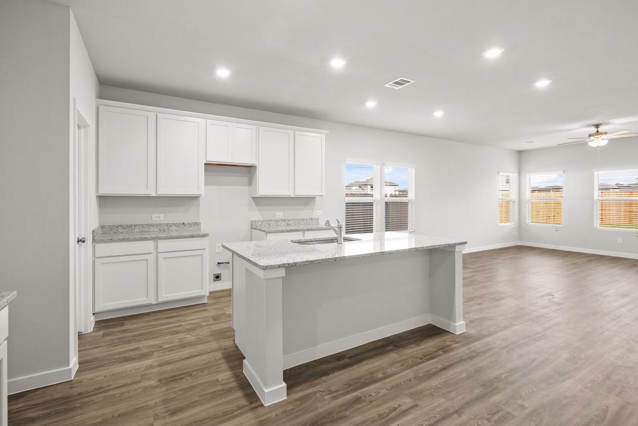 Photo 5 of 24879 Hazel Cove Way, Montgomery, TX