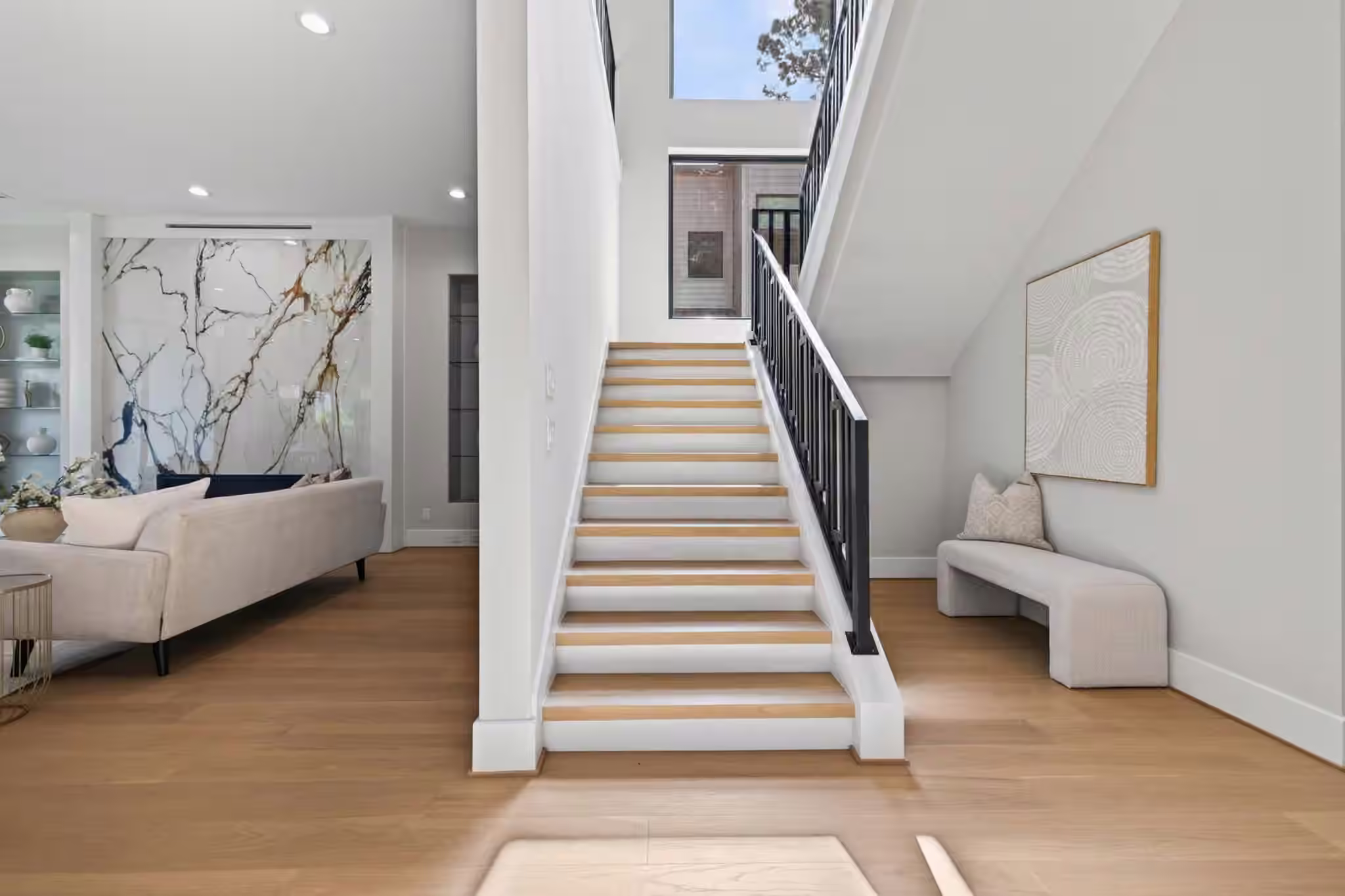 Photo 2 of 1014 Gardenia Drive, Houston, TX