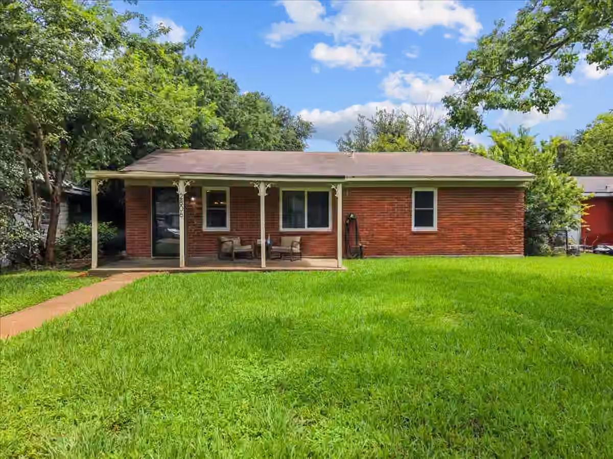 Photo of 2806 4th Avenue N, Texas City, TX