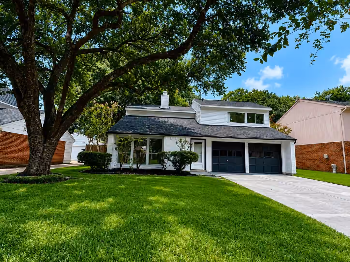 Photo 2 of 1319 Briarmead Drive, Richmond, TX