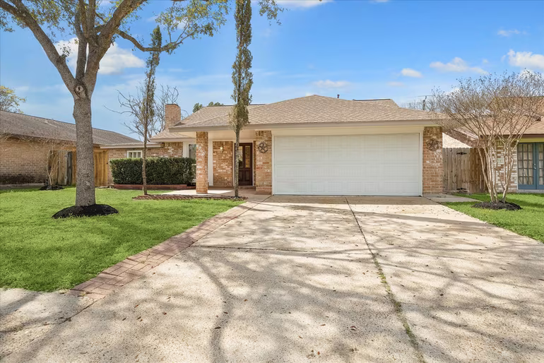 Photo 2 of 8703 Twisting Vine Lane, Houston, TX