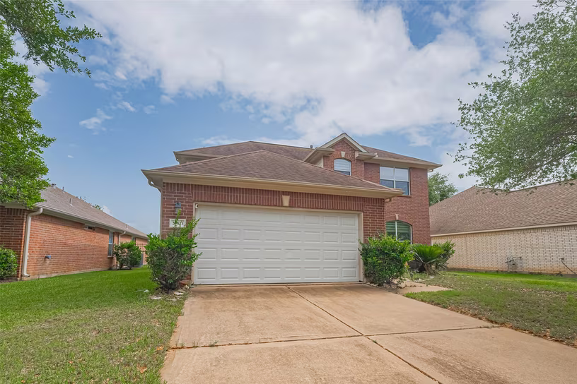 Photo 4 of 25811 Chapman Falls Drive, Richmond, TX