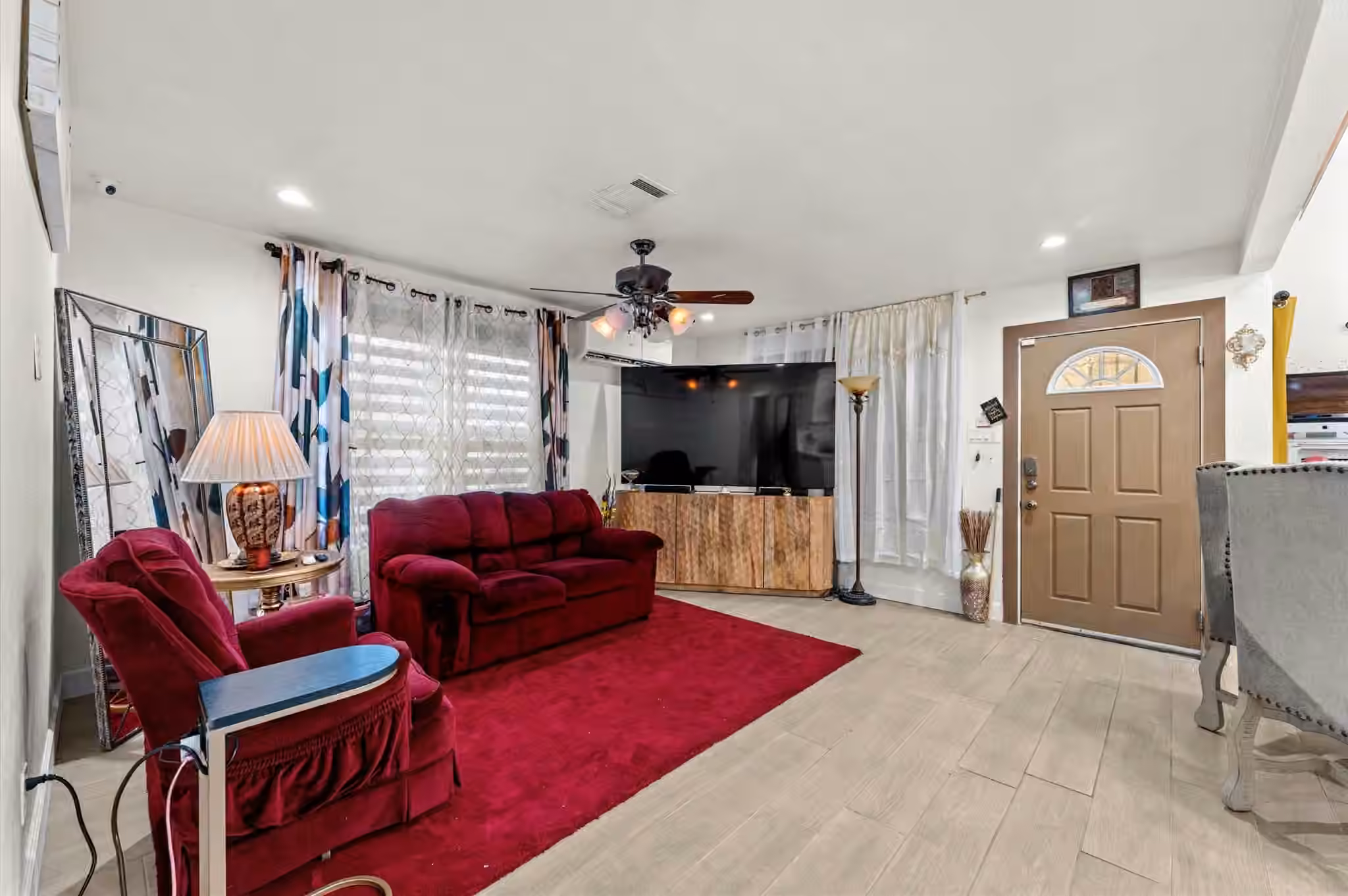 Photo 3 of 9730 Caballero Drive, Houston, TX