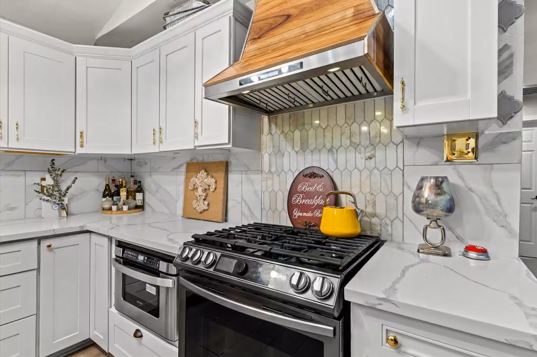 Photo 6 of 9730 Caballero Drive, Houston, TX