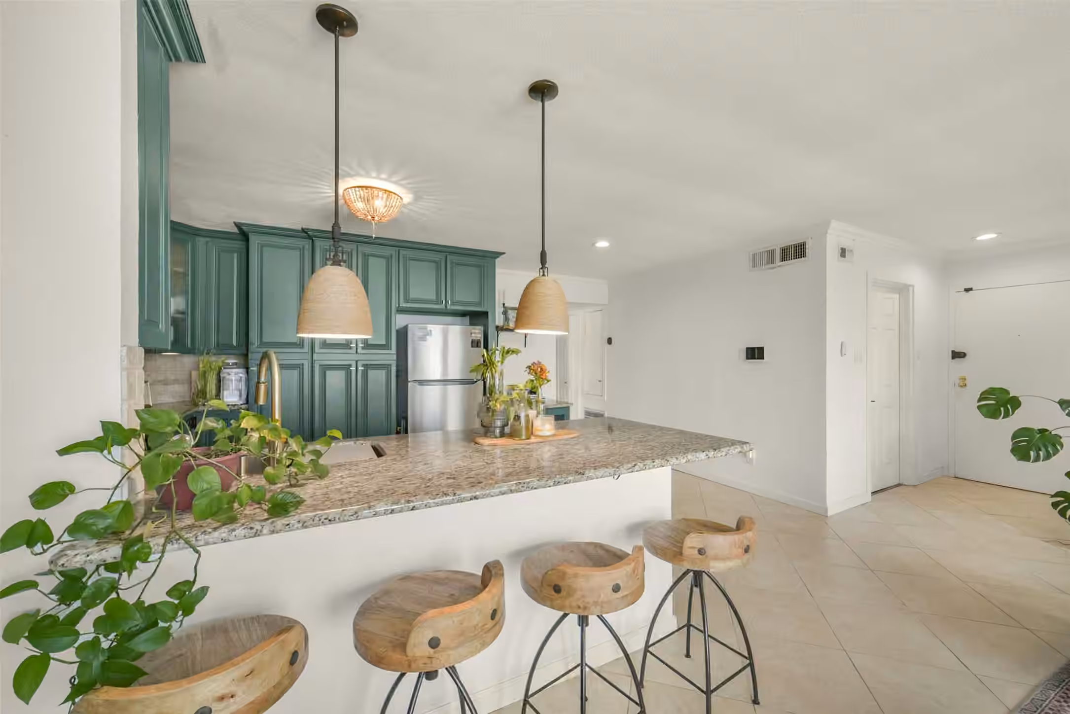 Photo 6 of 2333 Bering Drive 322, Houston, TX