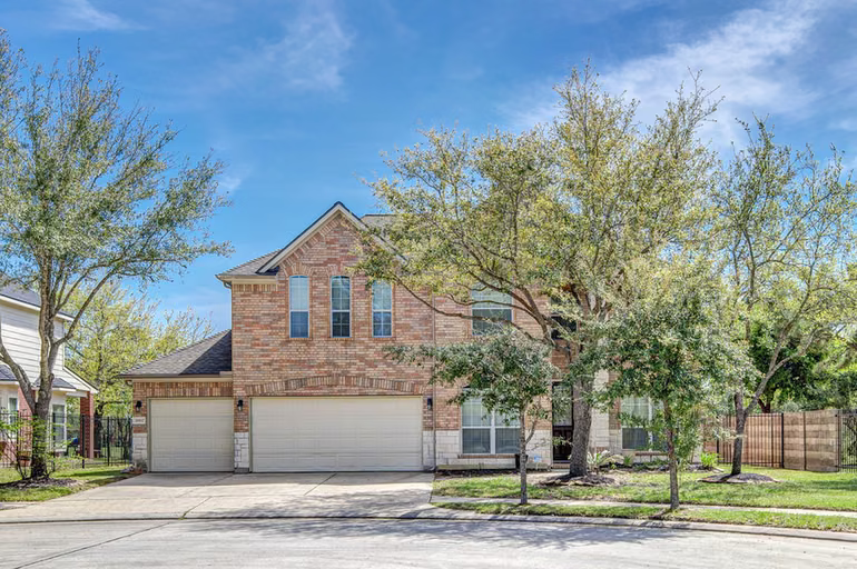 Photo of 3002 Vincent Crossing Drive, Spring, TX