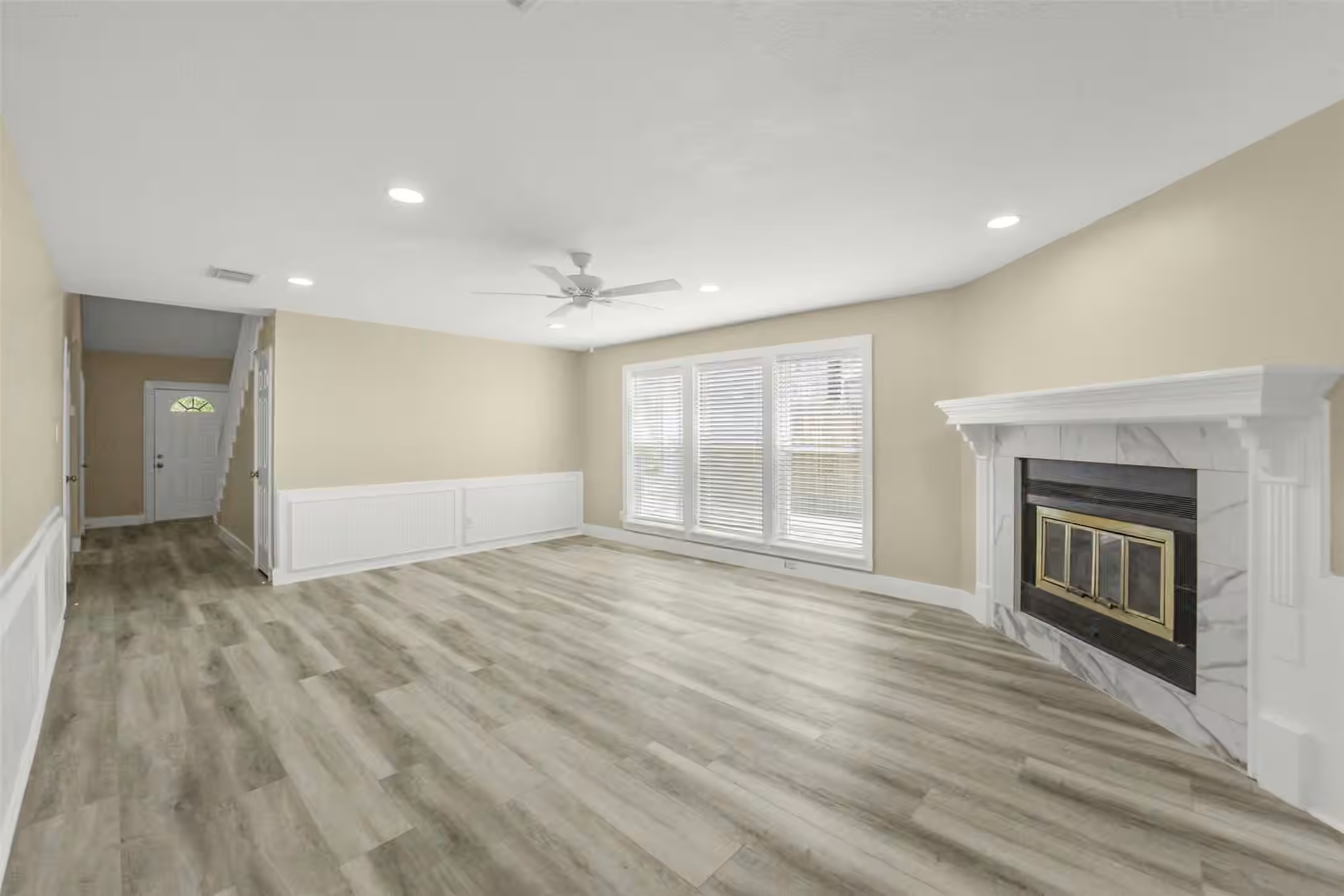 Photo 4 of 4138 Club Valley Drive, Houston, TX