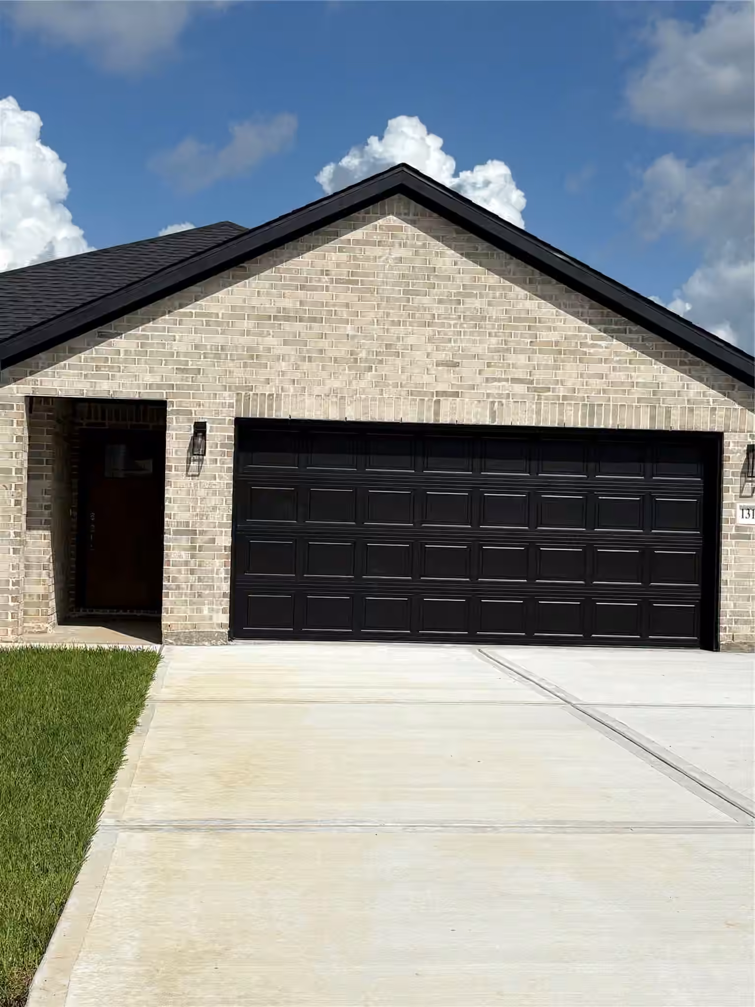 Photo 2 of 13110 Lake Conroe Bay Road, Willis, TX