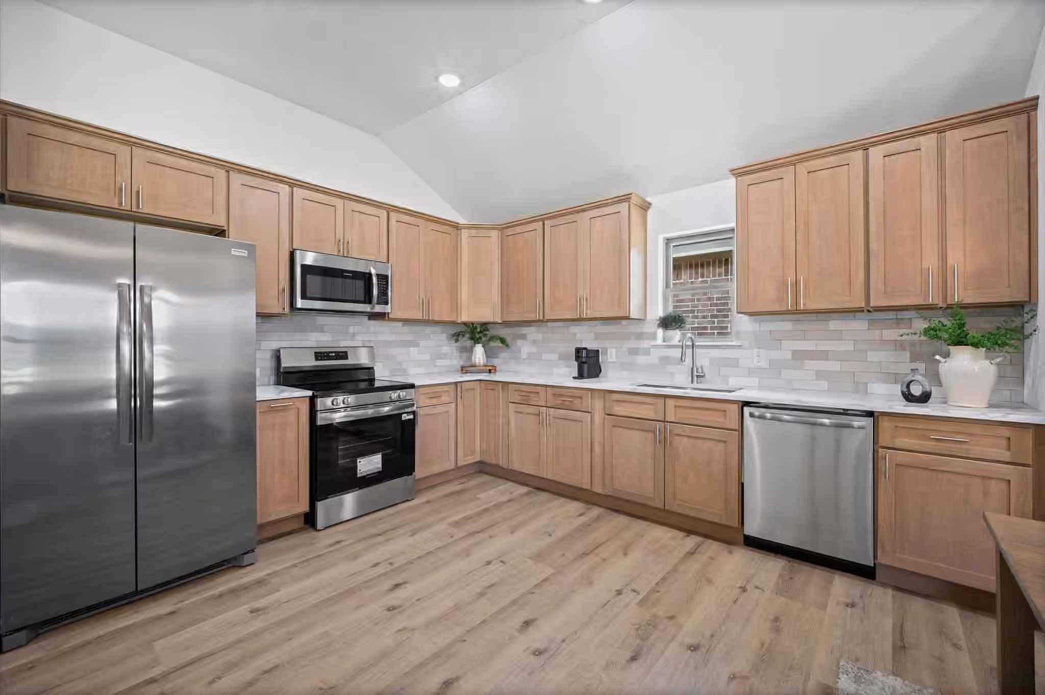 Photo 7 of 13110 Lake Conroe Bay Road, Willis, TX