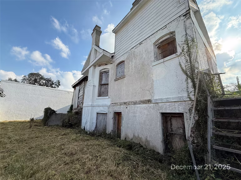 Photo 5 of 3805 Wilmer Street, Houston, TX