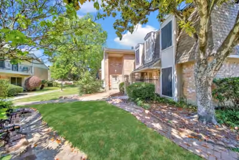 Photo 2 of 7846 Kendalia Drive, Houston, TX