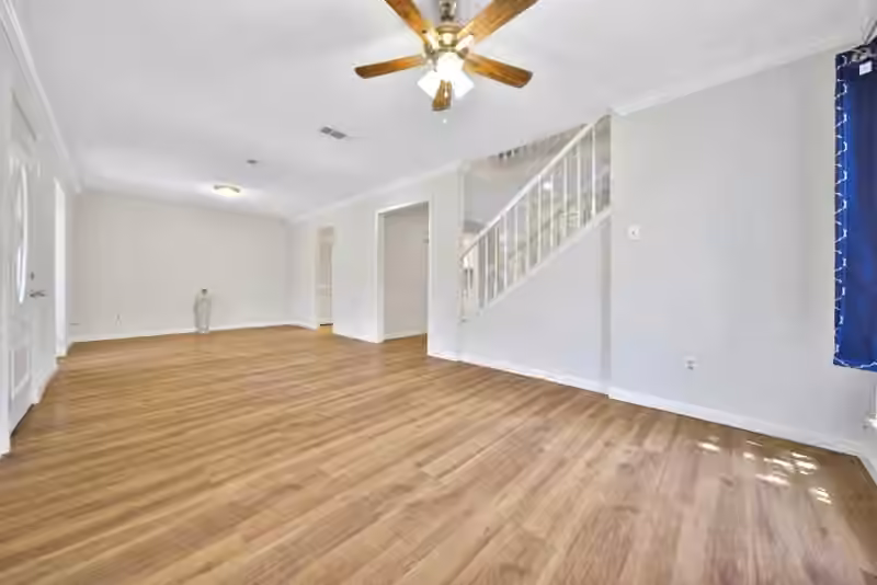 Photo 3 of 7846 Kendalia Drive, Houston, TX
