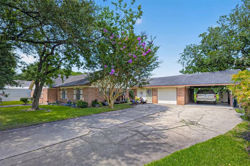 Photo 3 of 14116 Almeda School Road, Houston, TX