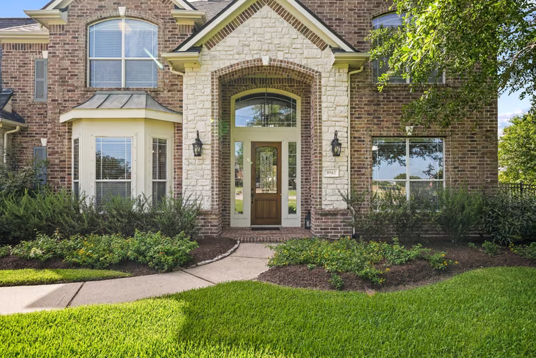 Photo 3 of 3942 Lake Star Drive, League City, TX