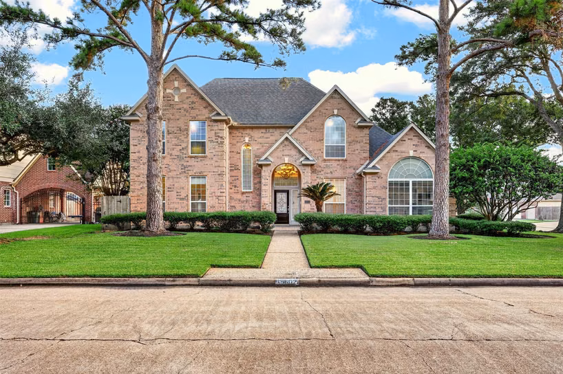 Photo of 19602 Laurel Park Lane, Houston, TX