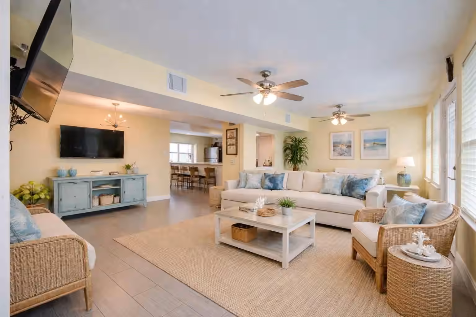 Photo 5 of 21225 Gulf Dr, Galveston, TX