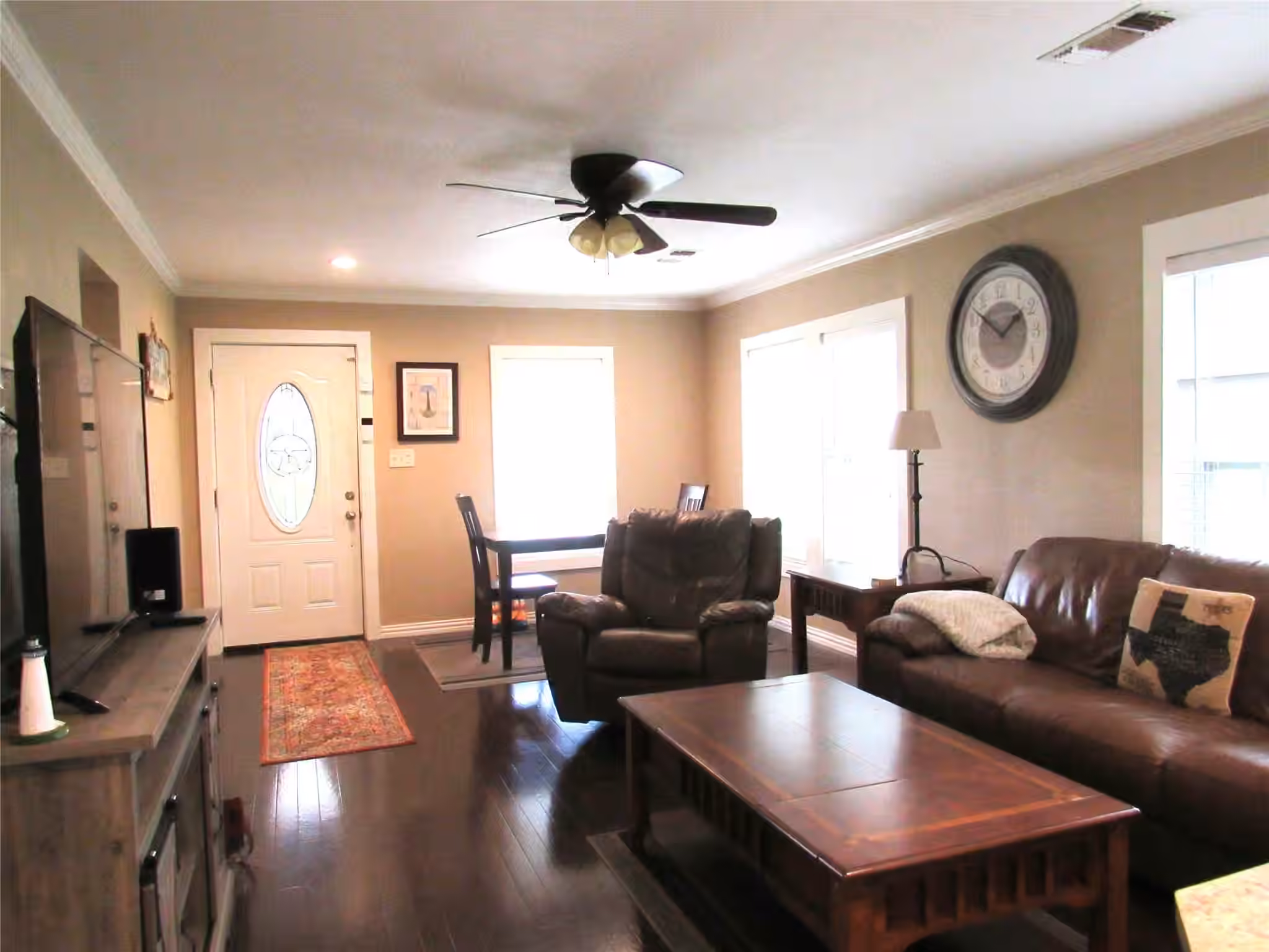 Photo 7 of 1013 Prairie Lea Street, Brenham, TX