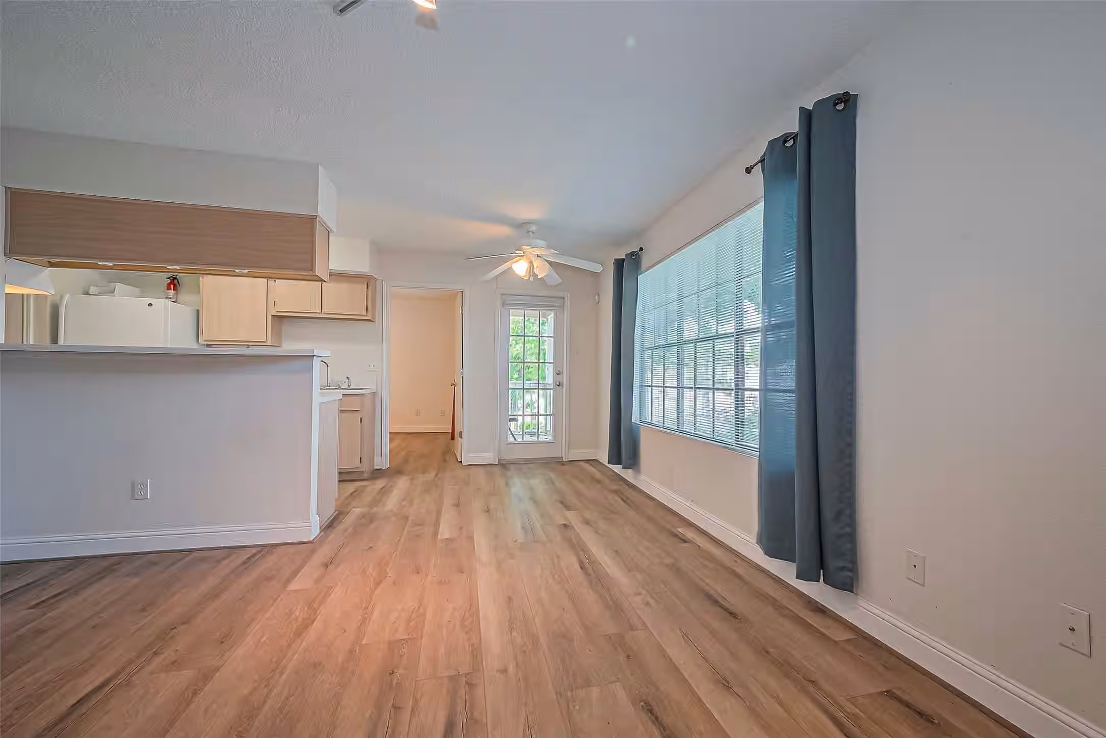 Photo 7 of 2750 Holly Hall Street 910, Houston, TX