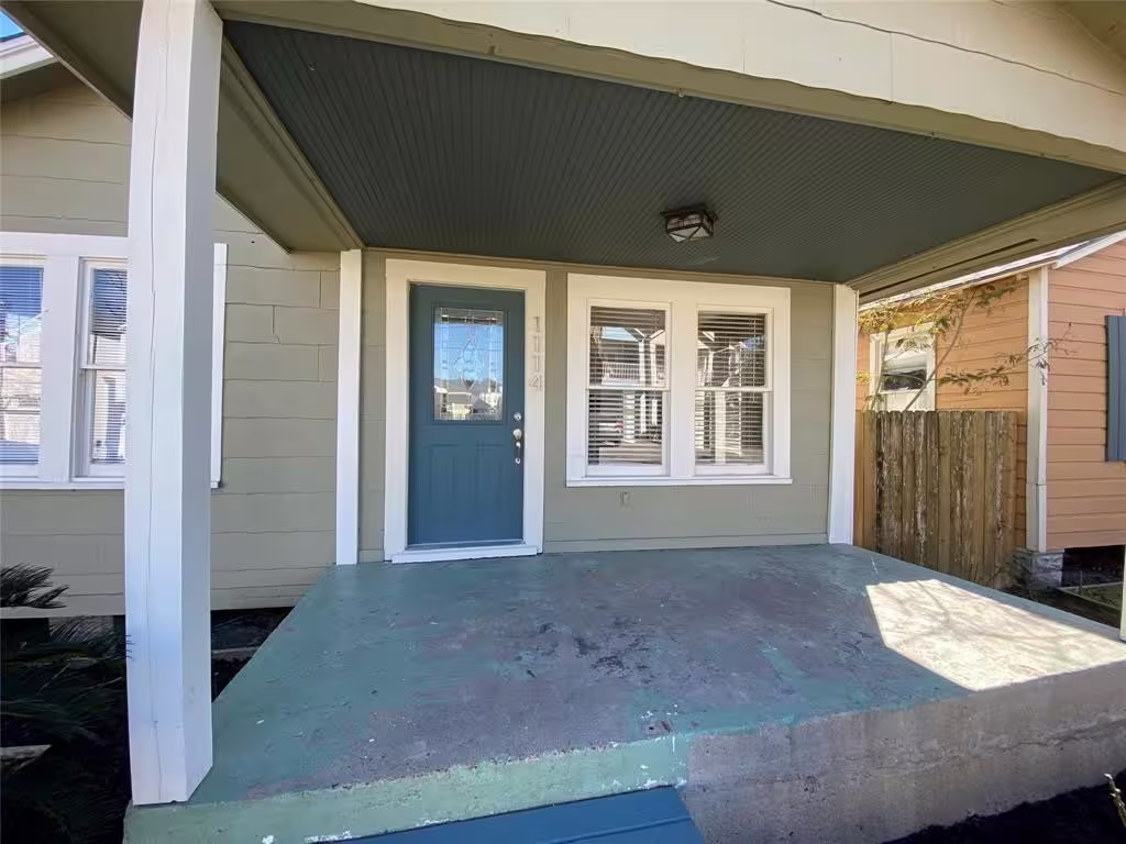 Photo 7 of 1110 E 27th Street, Houston, TX