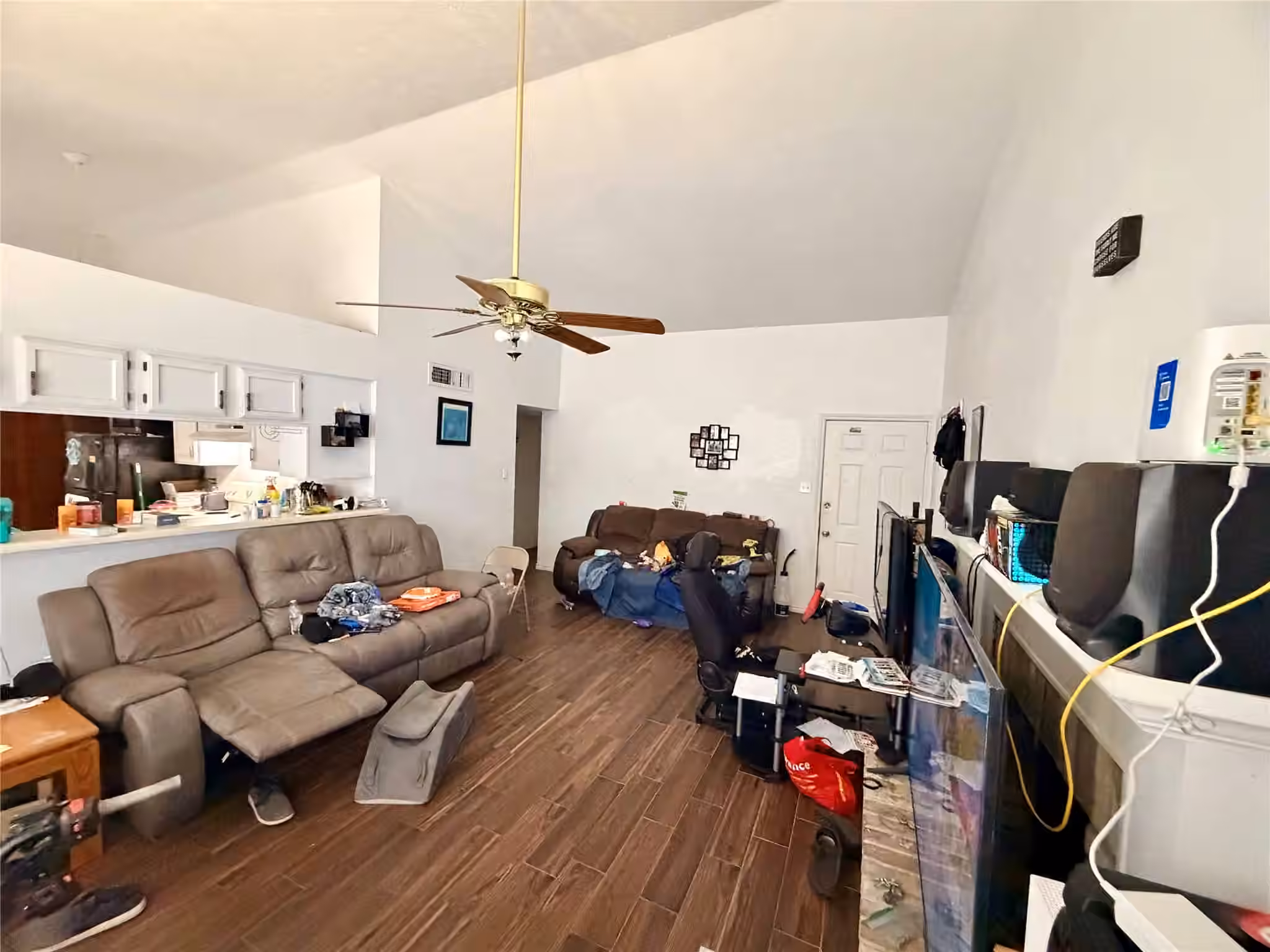 Photo 3 of 23007 Whittaker Way, Spring, TX