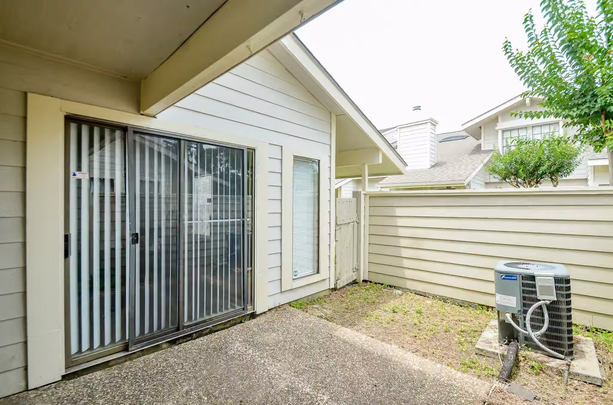 Photo 7 of 6211 Ludington Drive 21-909, Houston, TX