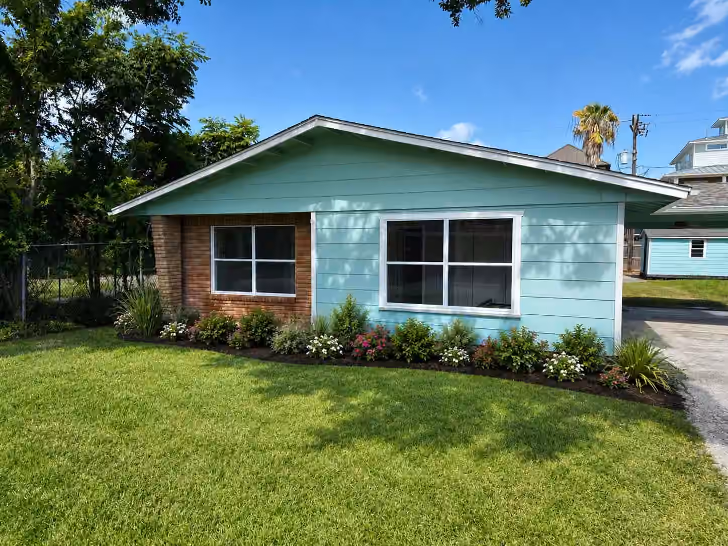 Photo of 529 E Shore Drive, Clear Lake Shores, TX
