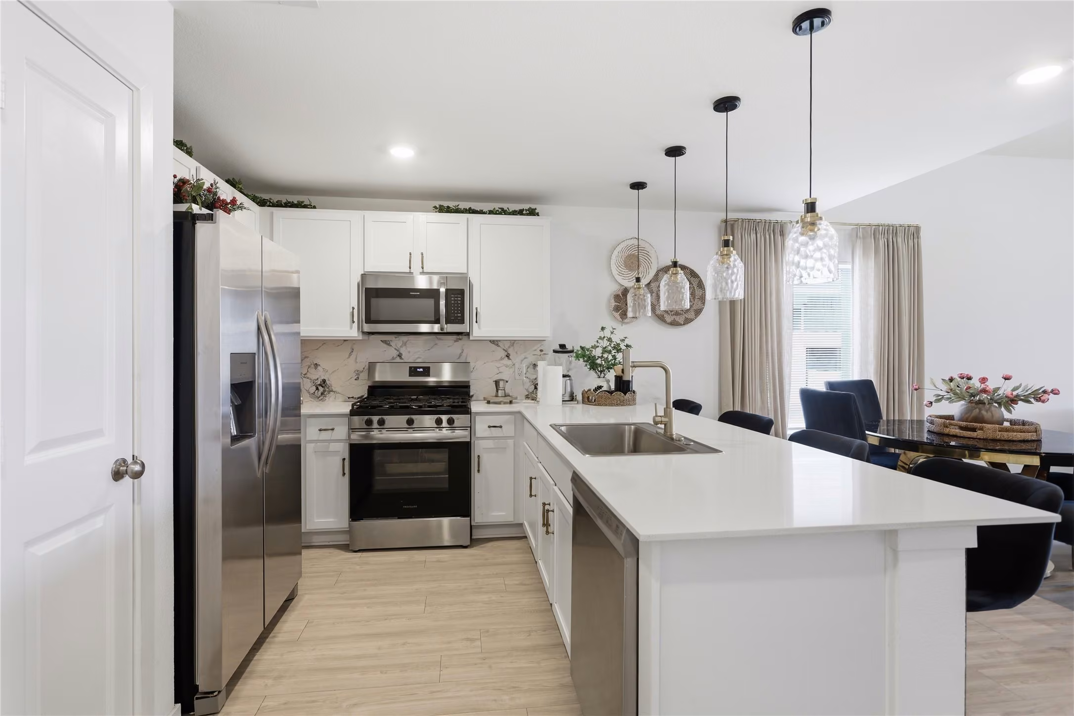 Photo 6 of 4227 Sonora Prairie Trail, Baytown, TX