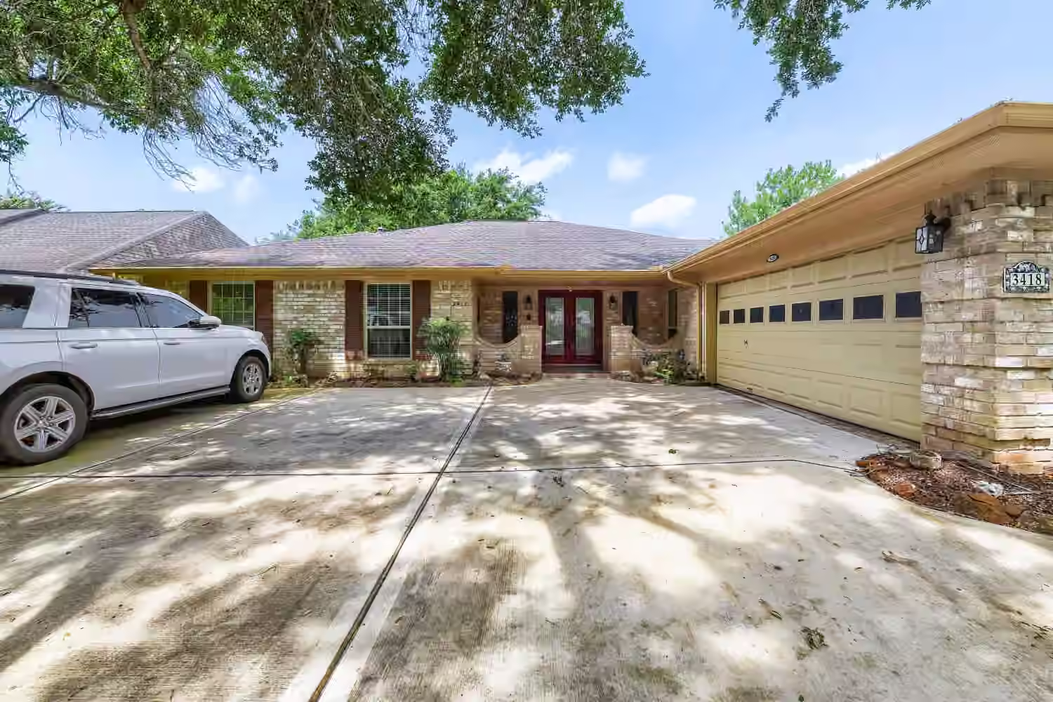 Photo of 3418 Crow Valley Drive, Missouri City, TX 77459