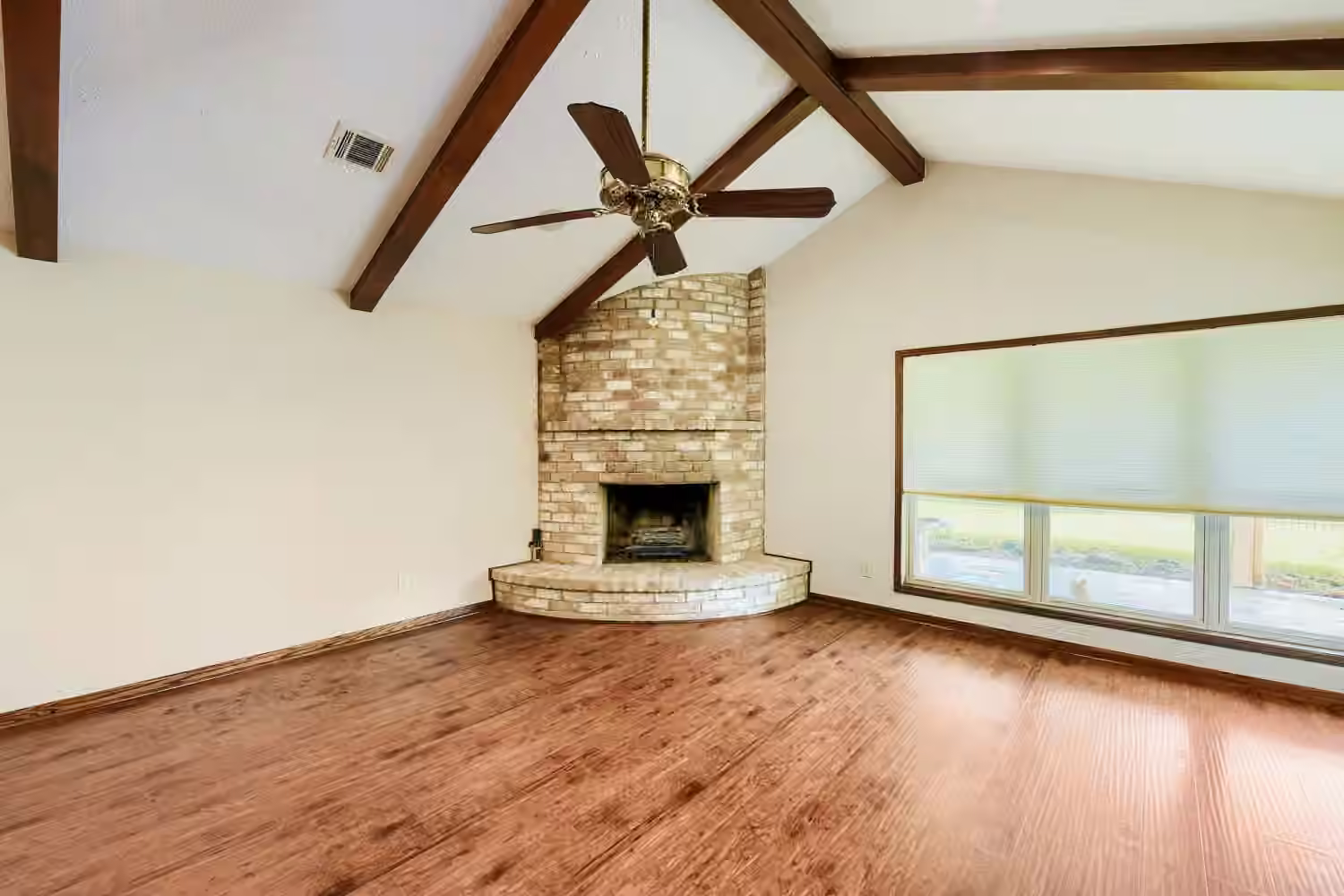 Photo 7 of 3418 Crow Valley Drive, Missouri City, TX