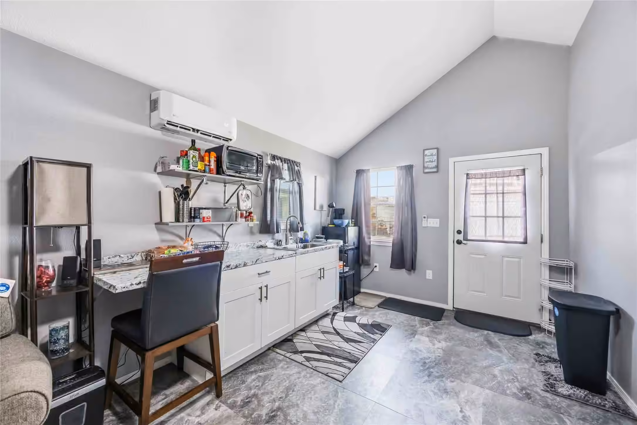 Photo 2 of 8607 Causeway Drive, Houston, TX