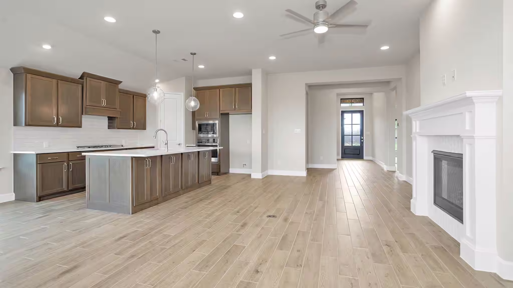 Photo 3 of 9414 Turnstone Drive, Manvel, TX