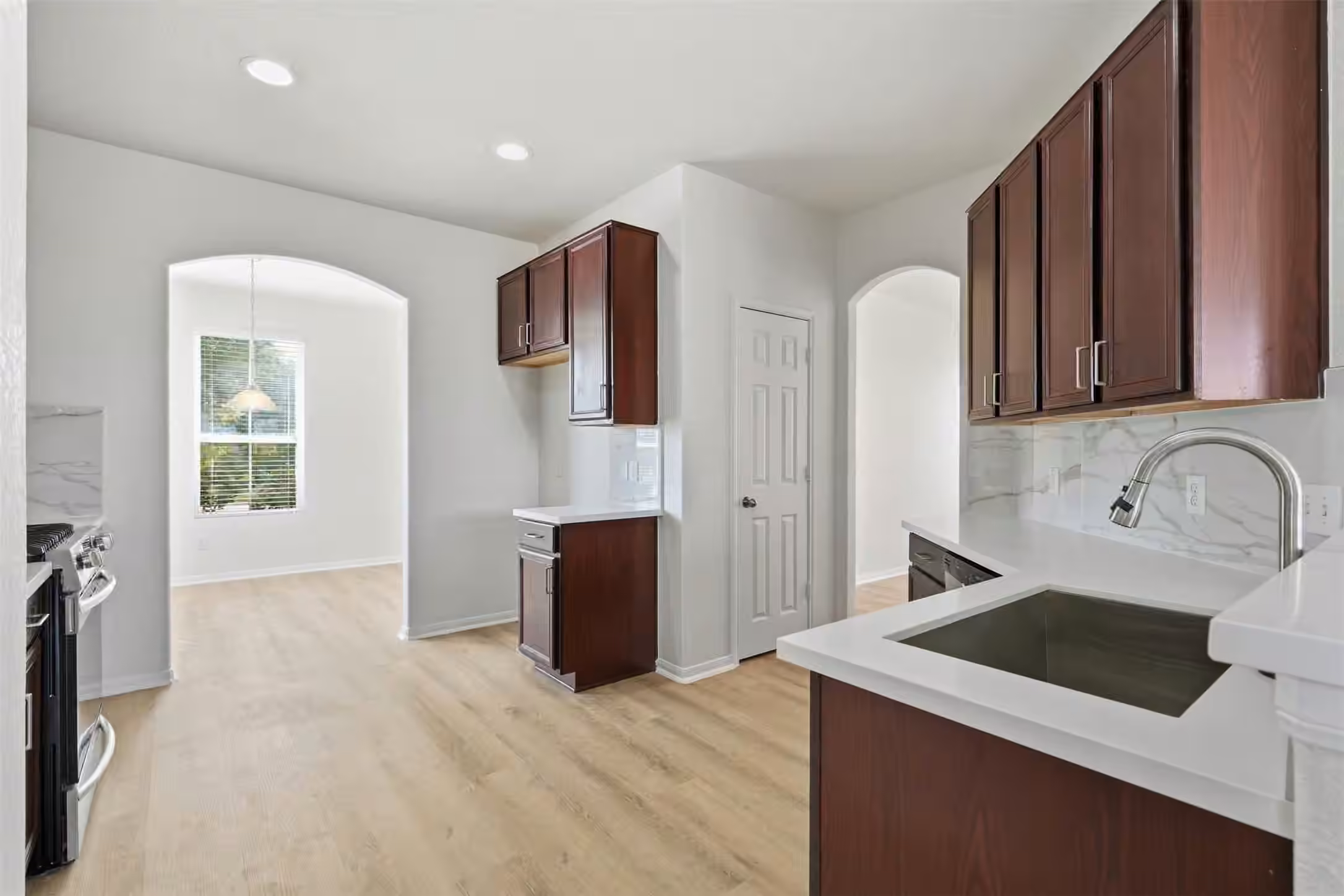 Photo 7 of 2714 Finwood Drive, Rosenberg, TX