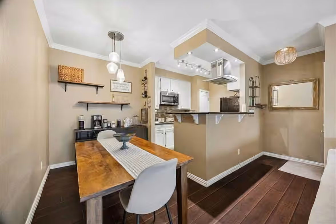 Photo 7 of 7950 N Stadium Drive 175, Houston, TX