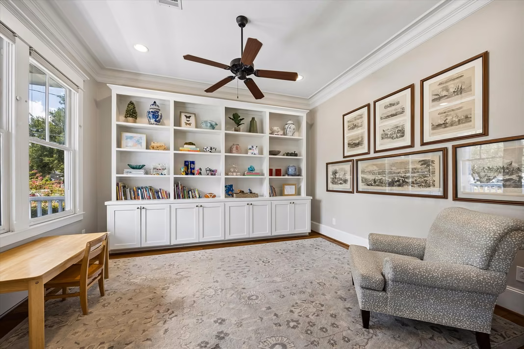 Photo 4 of 601 E 21st Street, Houston, TX