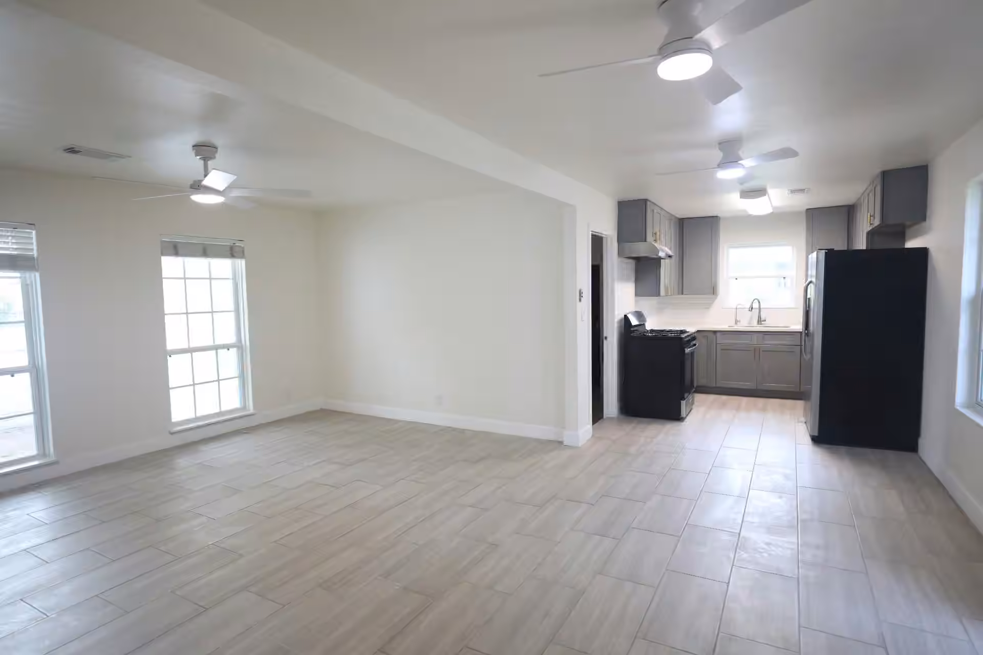 Photo 6 of 5738 Newquay Street, Houston, TX