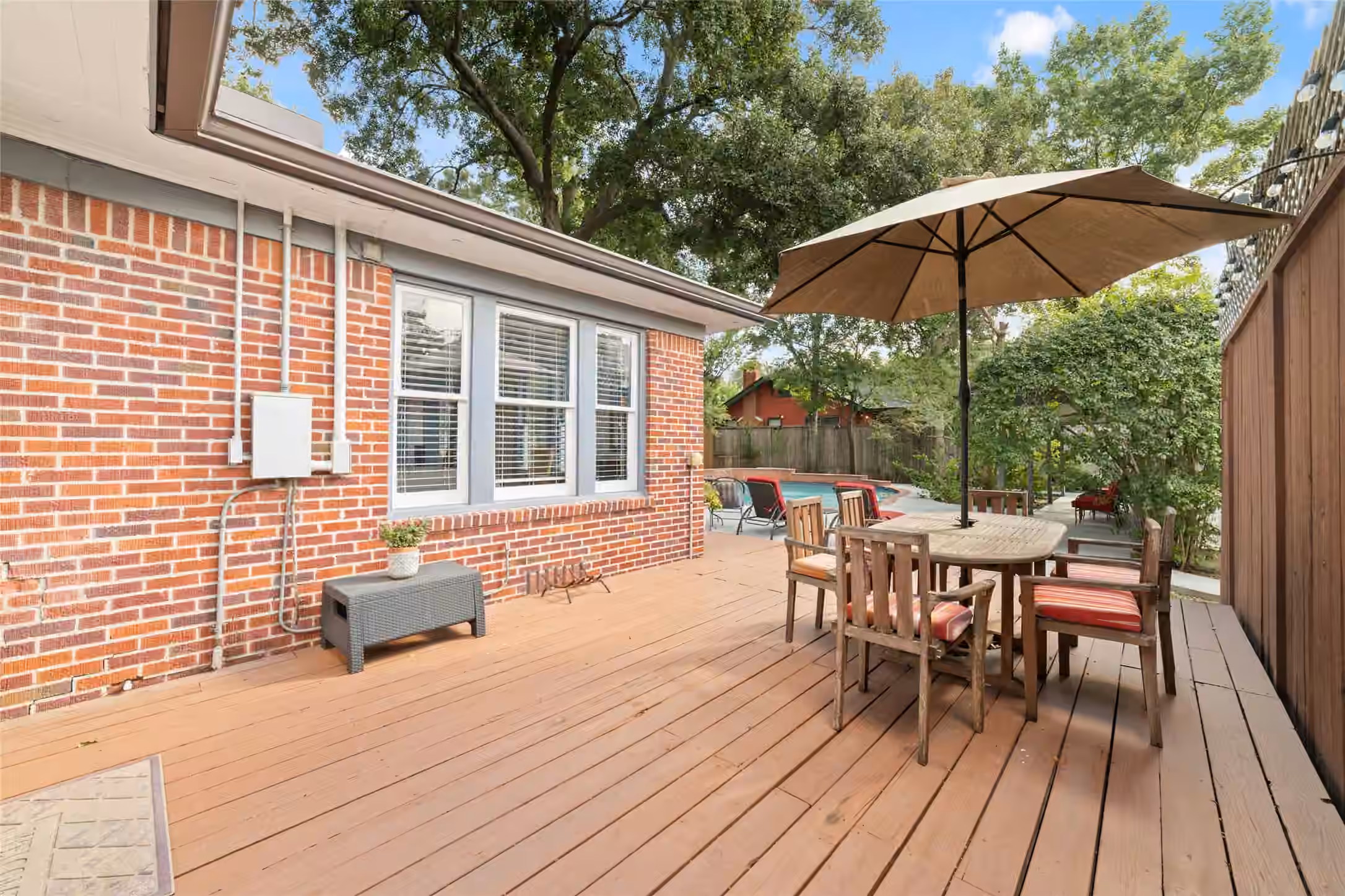 Photo 7 of 1613 California Street, Houston, TX