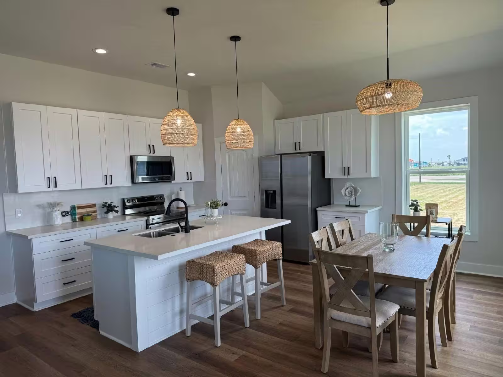 Photo 6 of 13214 Buccaneer Parkway, Freeport, TX