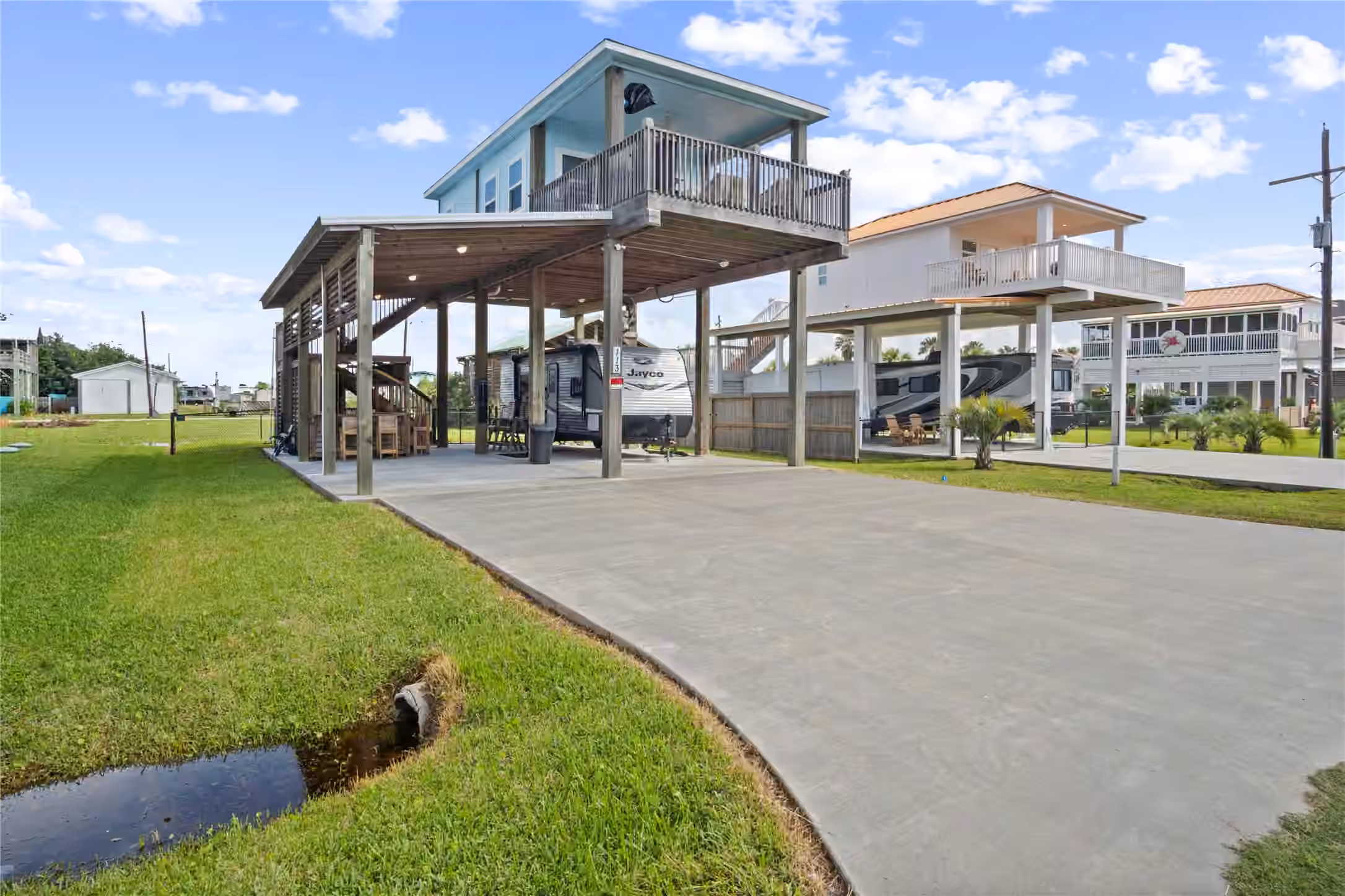 Photo of 113 Ocean Tide Drive, Crystal Beach, TX
