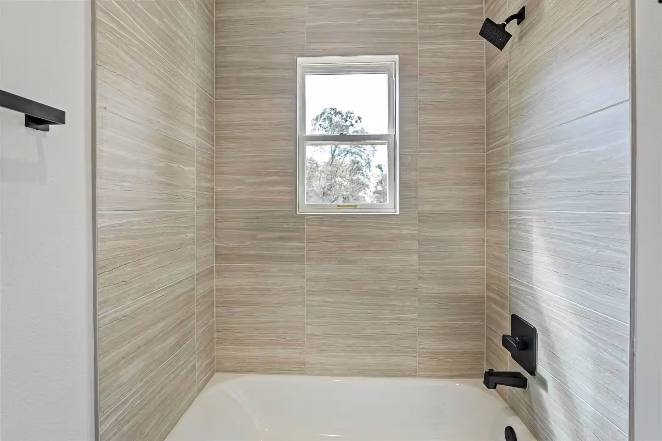 Photo of 10510 Twin Circles Dr, Montgomery, TX 77381