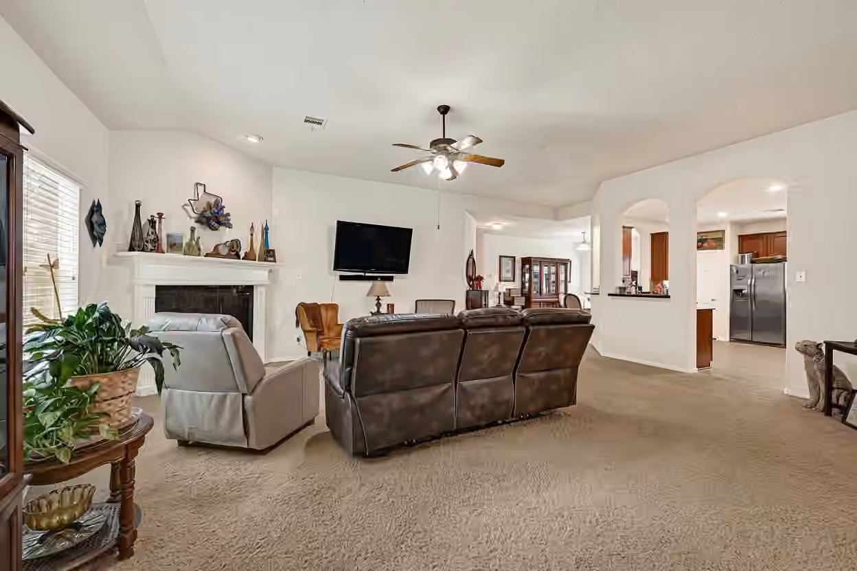 Photo 7 of 13438 Marble Pointe Lane, Cypress, TX