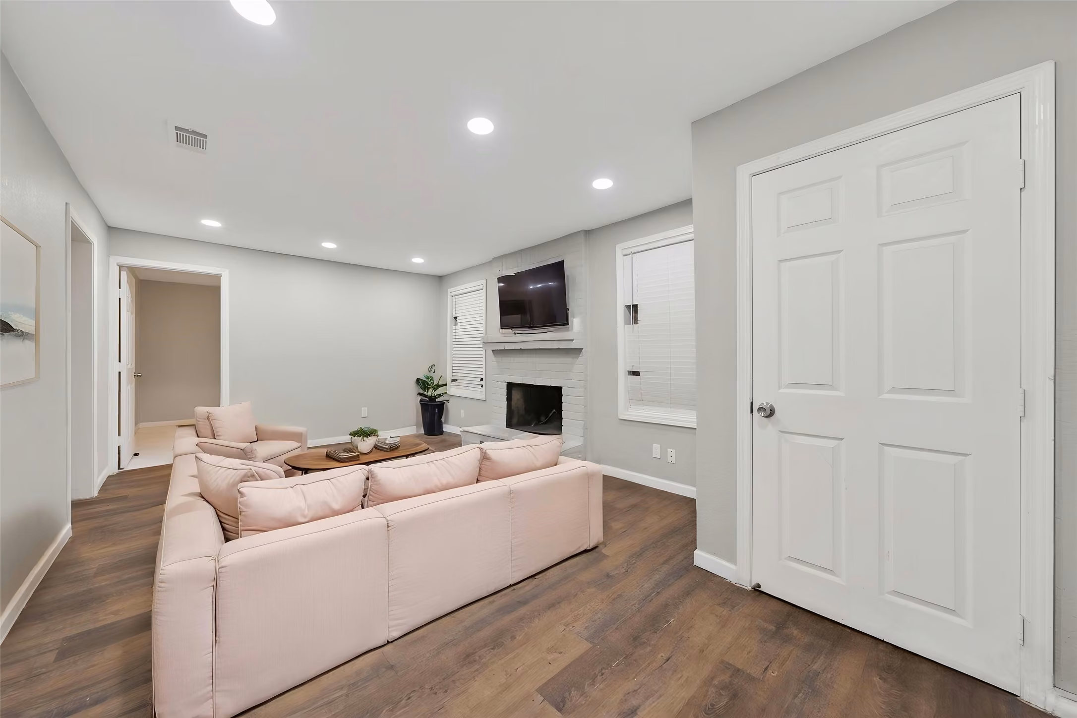 Photo 2 of 428 Gans Street, Houston, TX