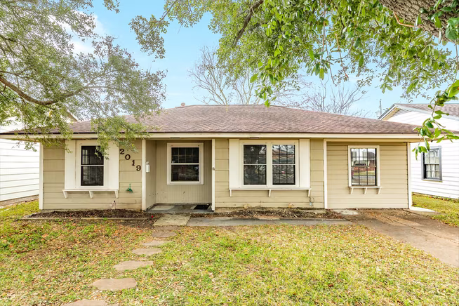 Photo of 2019 N Avenue H Street N, Freeport, TX